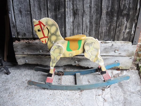 Cheval à Bascule Vintage en Bois Peint