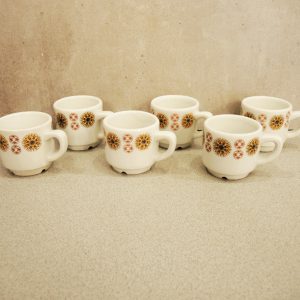 6 Tasses à Café Vintage de Chauvigny