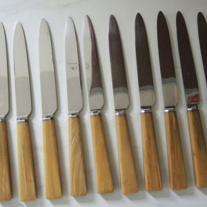 11 Couteaux Vintage à Diner