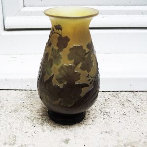 Ancien Vase en Pâte de Verre Emile Gallé