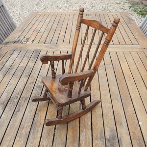Ancienne Chaise à Bascule pour Poupée
