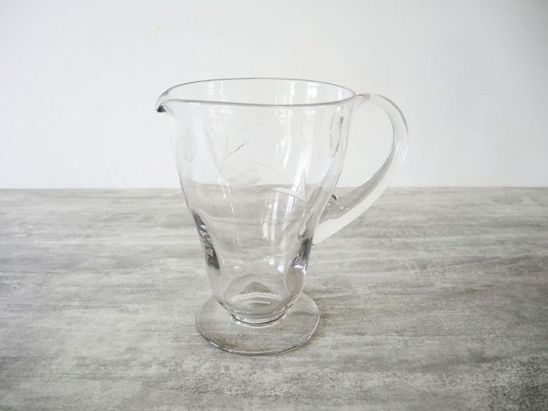 Broc à Eau en Verre Gravé Décor Raisins