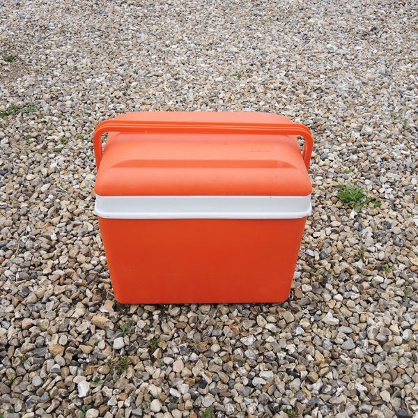 Ancienne Glacière de EDA en Plastique Orange