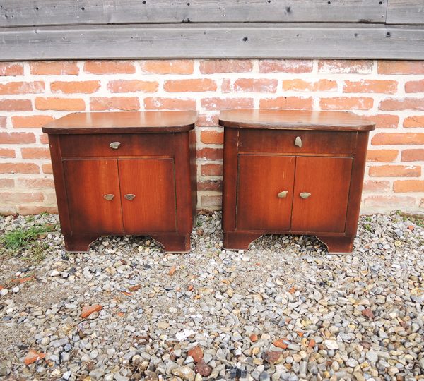 Anciennes Tables de Chevet en Bois