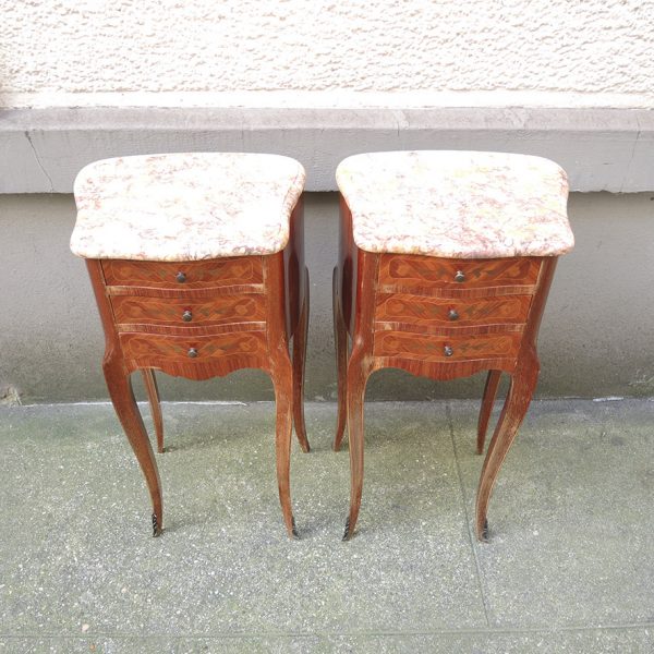 2 Anciennes Tables de Chevet Louis XV en Marqueterie de Bois