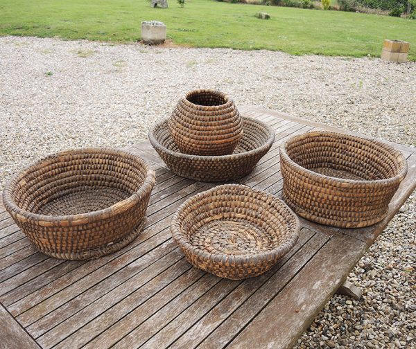 5 Anciens Paniers Palissous en Paille Tressée