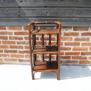 Ancien Chevet Etagère en Rotin