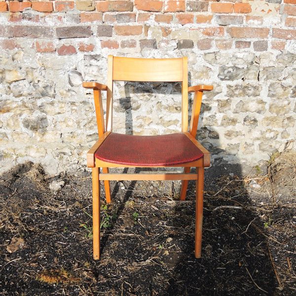 Ancien Fauteuil Bridge en Bois & Skai Rouge