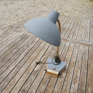 Ancienne Lampe Calendrier en Métal Gris