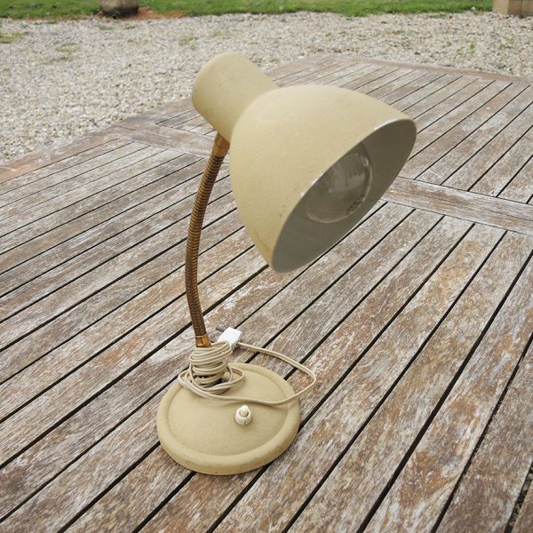 Ancienne Lampe à Poser en Métal Beige