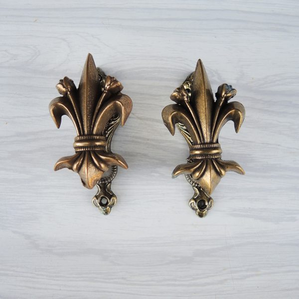 2 Anciennes Poignées en Laiton Doré Fleur de Lys