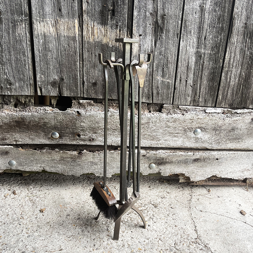 Ancien Serviteur de Cheminée en Fer Forgé 4-Outils (3)