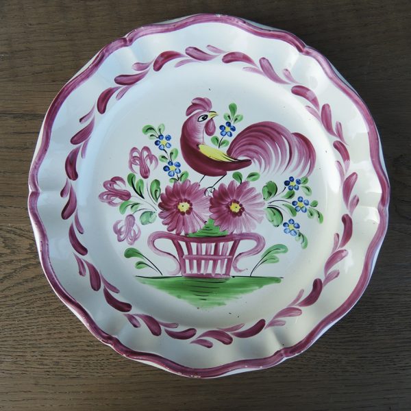 Ancienne Assiette en Céramique Coq sur Panier