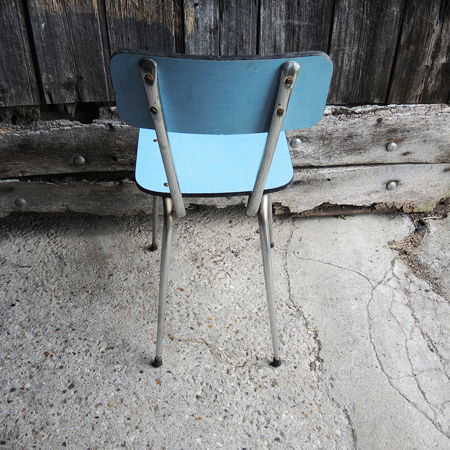 Ancienne Chaise en Formica Bleu (4)