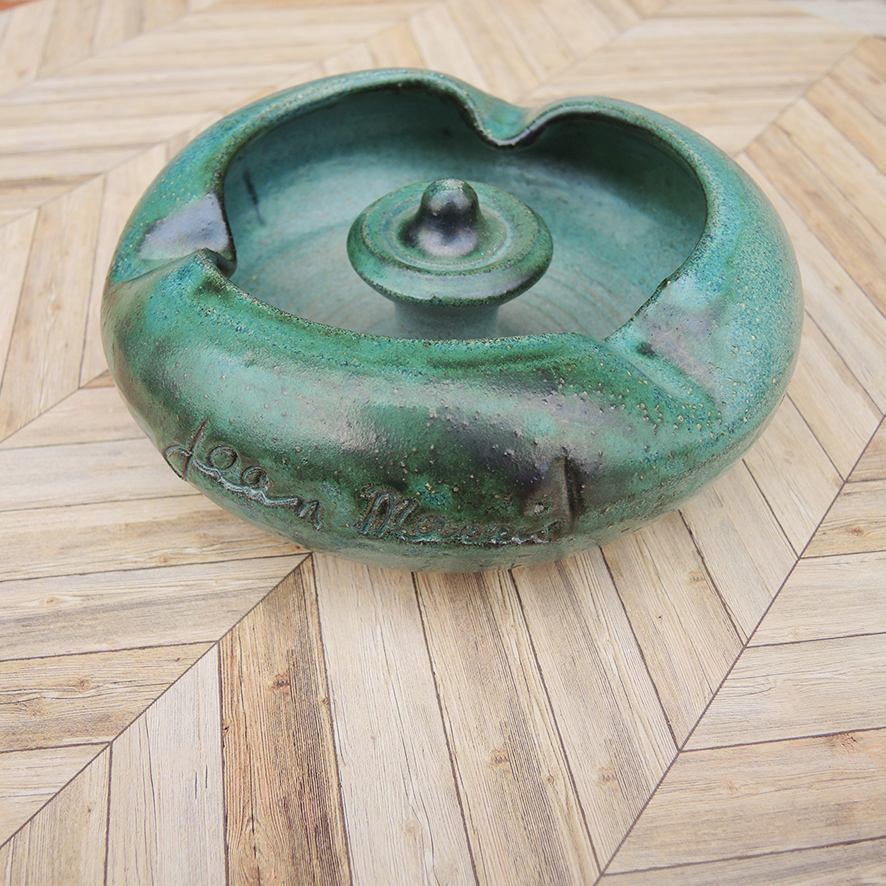 Ancien Cendrier en Céramique Verte Jean Marais (1)