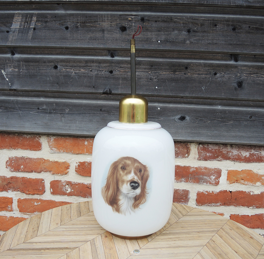 suspension-verre-blanc-decor-chiens-vintage Ancienne Suspension en Verre Blanc Décor Chiens