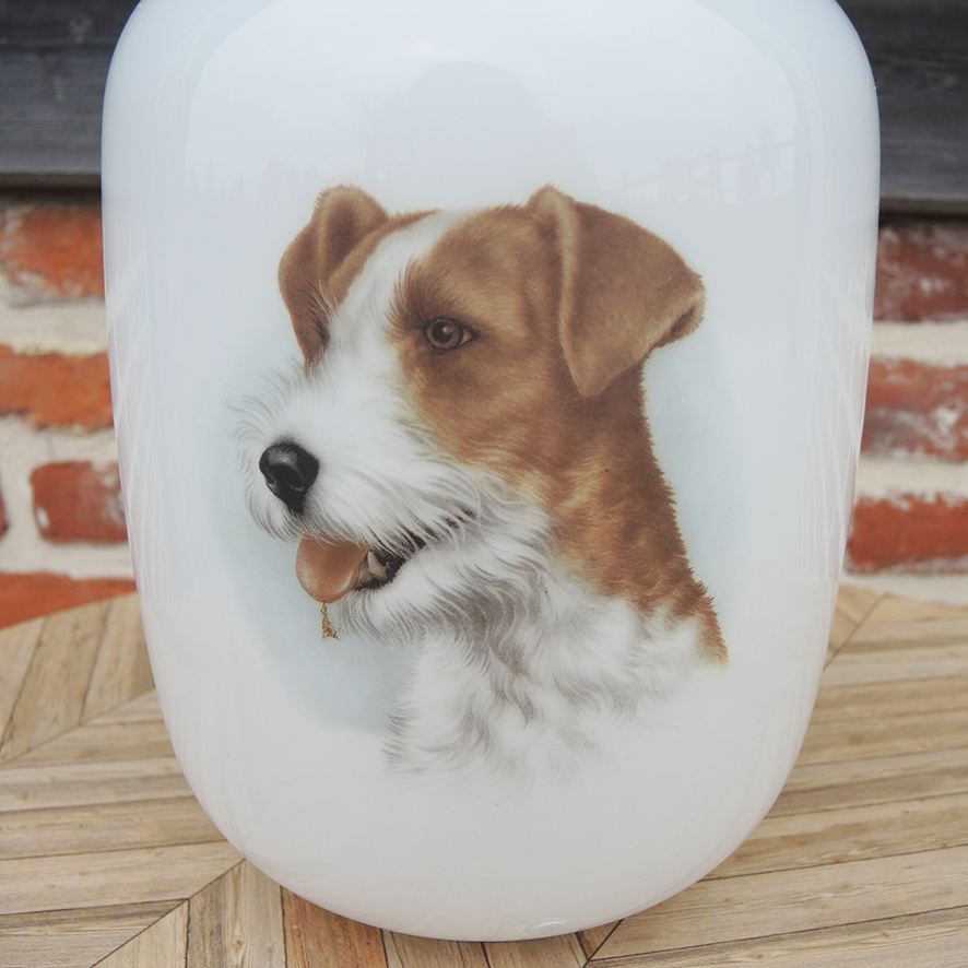 Ancienne Suspension en Verre Blanc Décor Chiens (3)