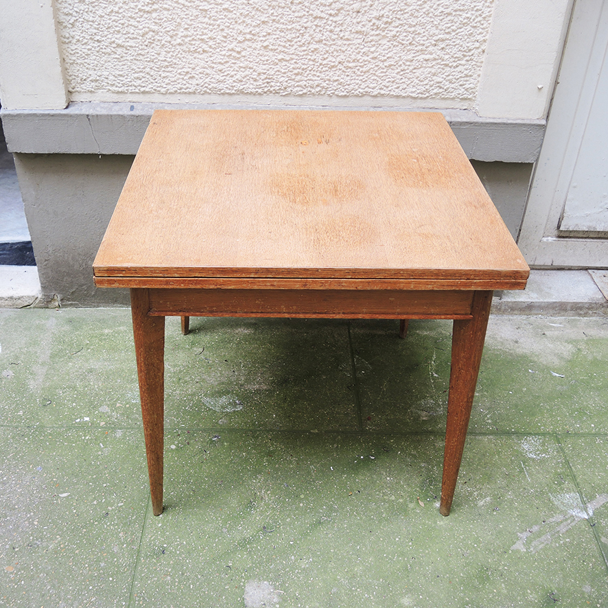 table-de-jeu-extensible-bois-vintage Ancienne Table de Jeu Extensible en Bois (2)
