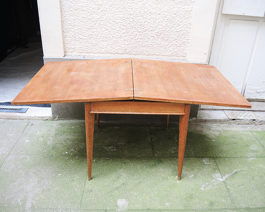 table-jeu-extensible-bois-vintage Ancienne Table de Jeu Extensible en Bois