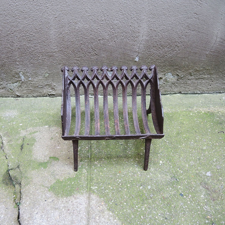 Ancien Grille Berceau à Bûches 8 -Barres (1)