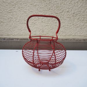 Ancien Panier à Œuf en Métal Peint Rouge