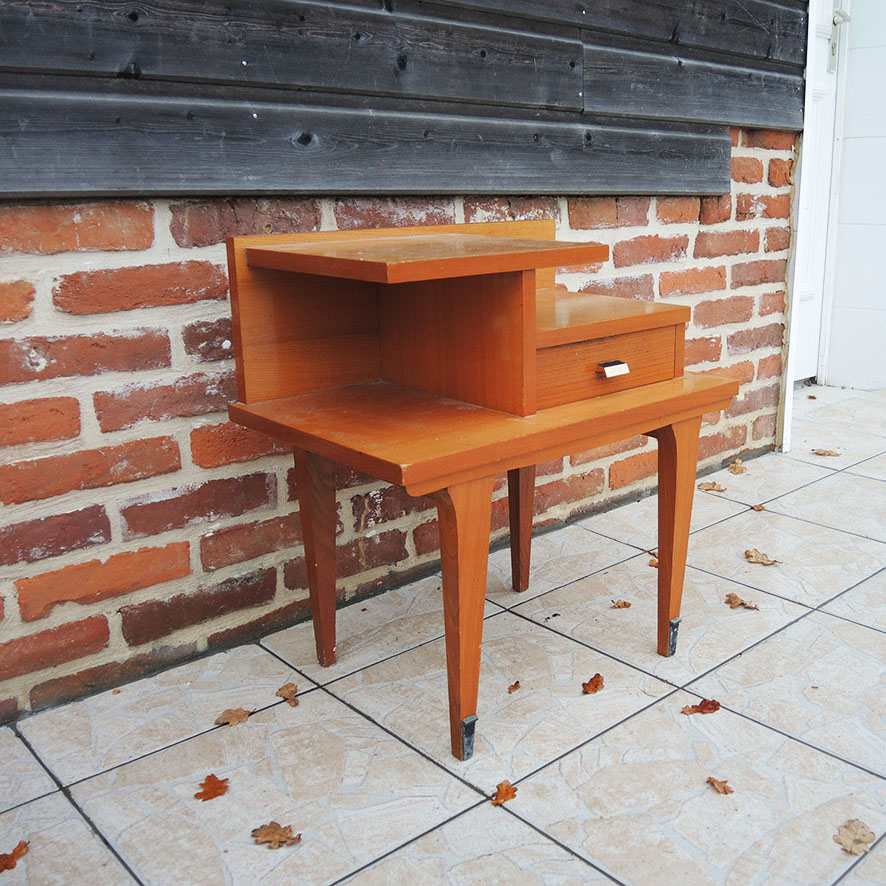 Ancienne Table de Chevet en Bois de Style Scandinave (3)
