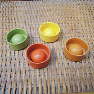 4 Anciens Coquetiers Empilables en Plastique Tupperware