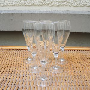 6 Anciennes Flutes à Champagne en Verre Transparent