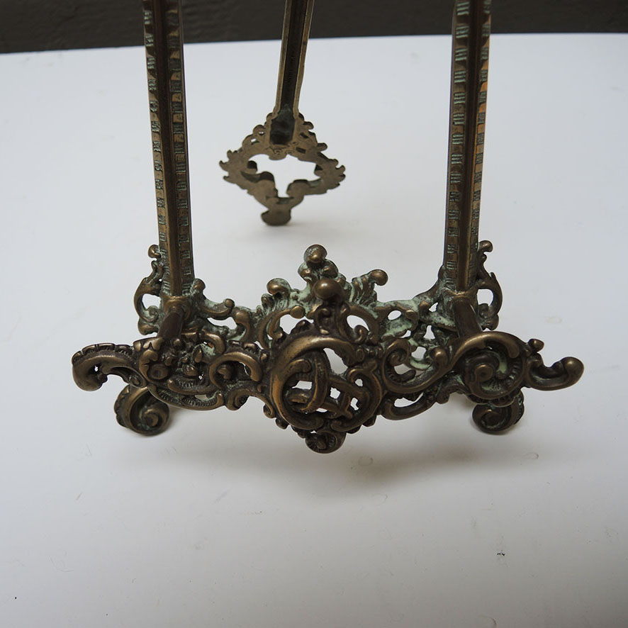 Ancien Chevalet de Table en Bronze de Style Louis XV (4)