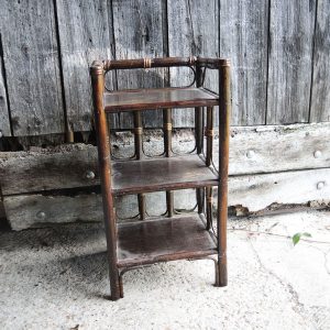 Ancien Chevet Etagère en Rotin