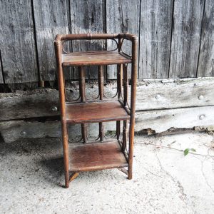 Ancien Chevet Etagère en Rotin Clair
