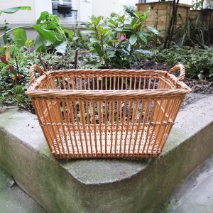 Ancien Panier à Linge Blanchisseuse en Osier