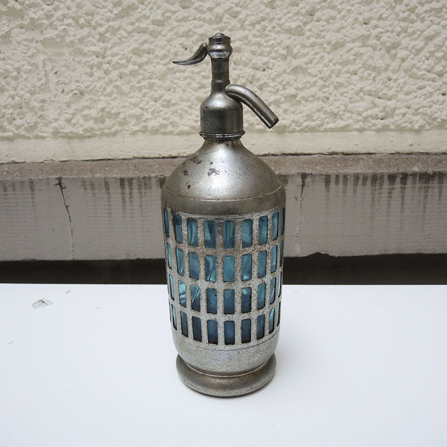 siphon-bleu-cage-vintage Ancien Siphon en Verre Bleu avec Cage Julien Paris