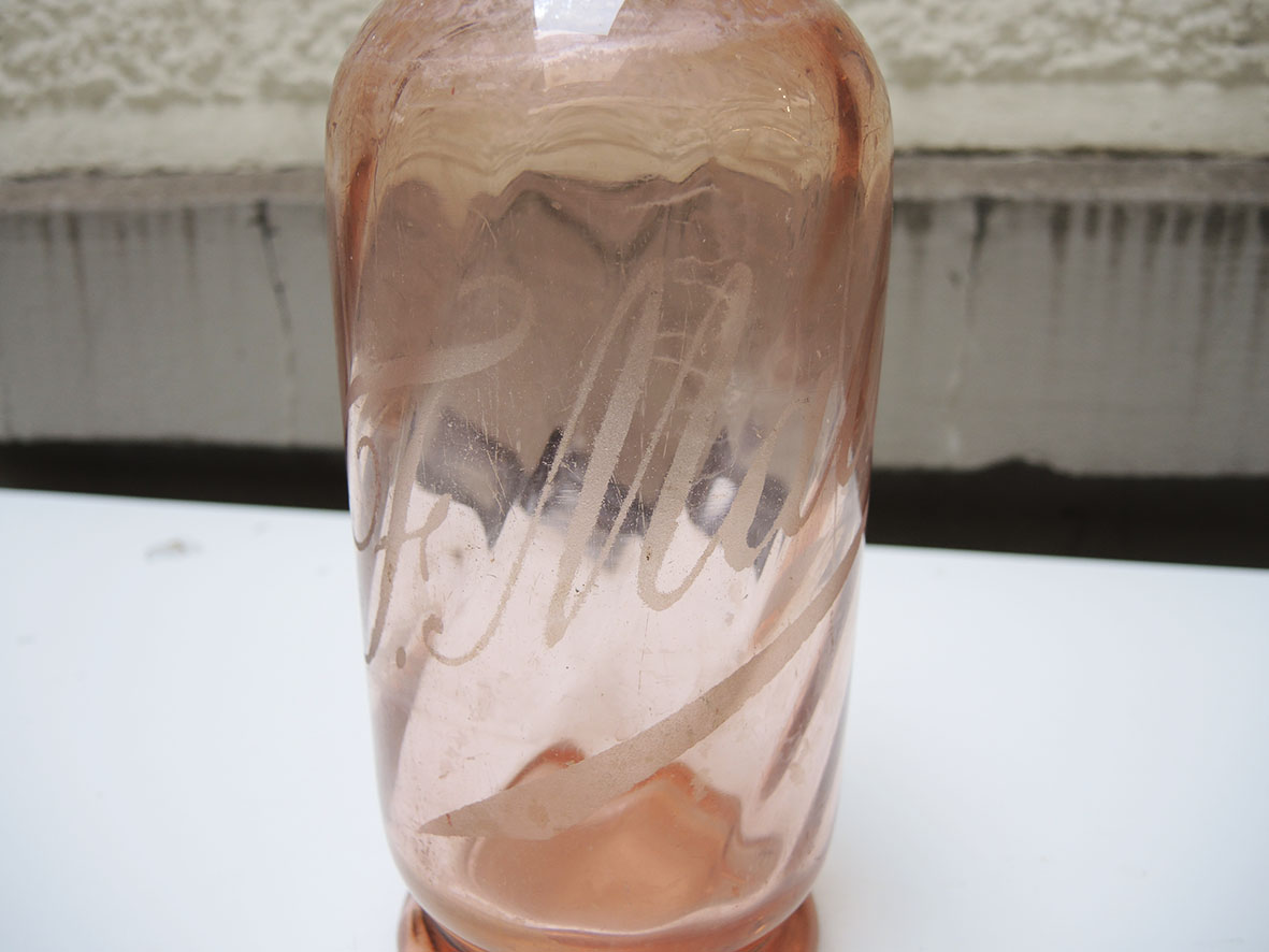 Ancien Siphon en Verre Rose F Mathieu (5)