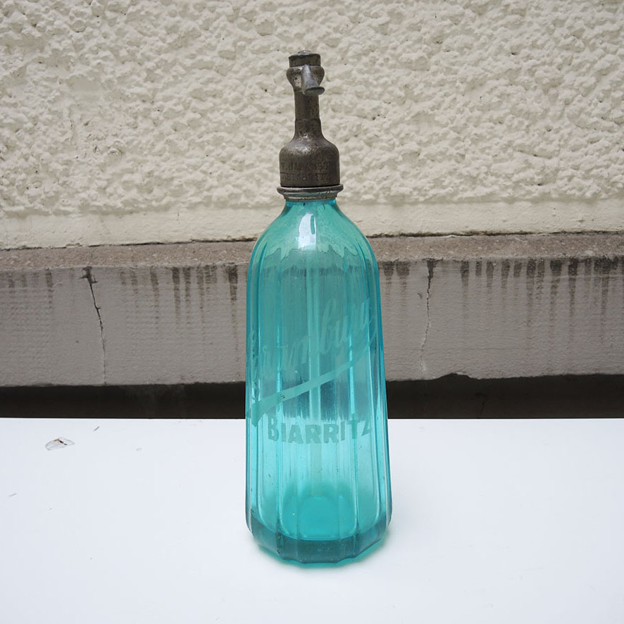 Ancien Siphon en Verre Turquoise T Haramburu Biarritz (1)