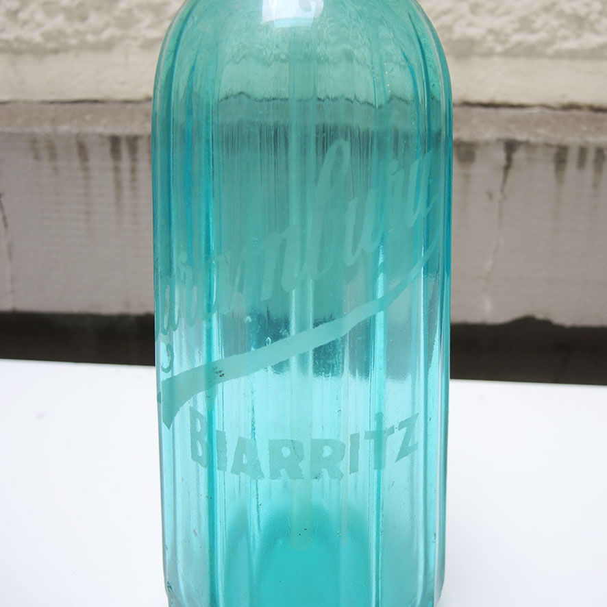 Ancien Siphon en Verre Turquoise T Haramburu Biarritz (2)