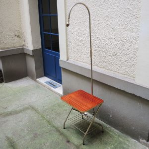 Ancienne Lampadaire Tablette en Bois & Rotin