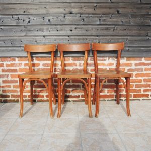 3 Anciennes Chaises de Bistrot en Bois Baumann