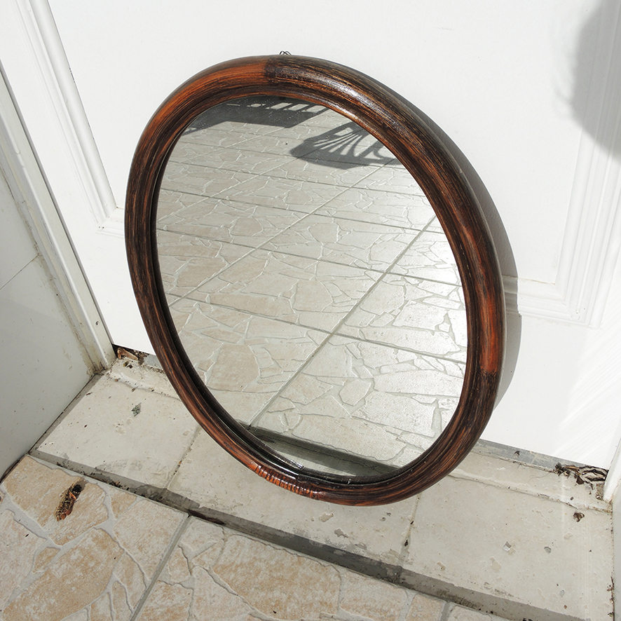 Ancien Miroir Oval en Rotin (4)