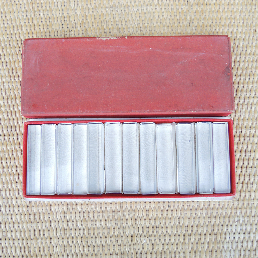 porte-couteaux-cristal-vintage 12 Anciens Porte Couteaux en Cristal de Baccarat