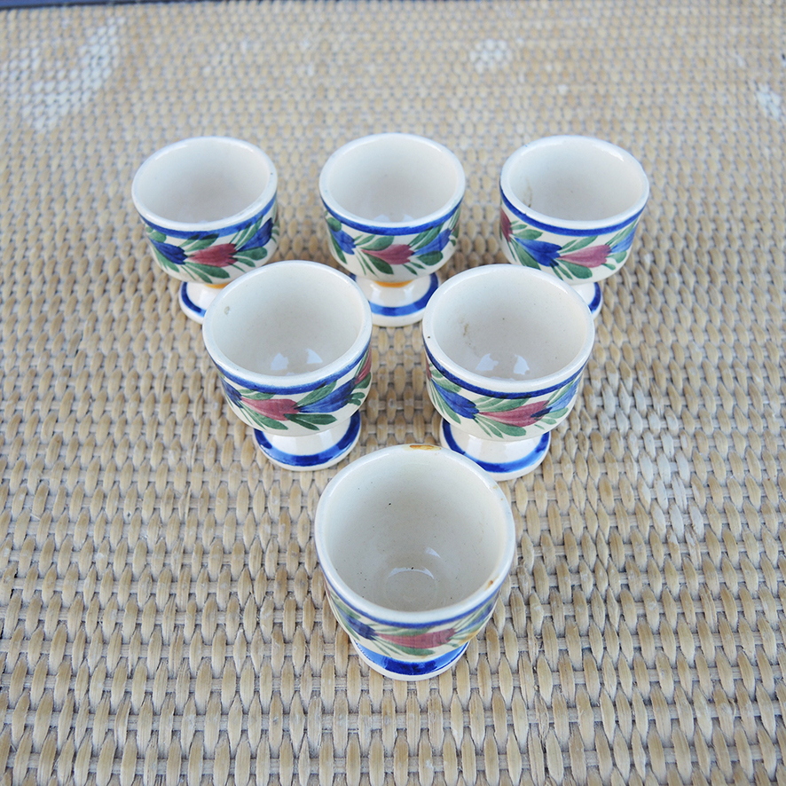 6 Anciens Coquetiers en Céramique de Quimper (1)
