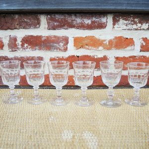 6 Verres à Pied en Cristal Style Gondole de Baccarat () H 10,5 cm