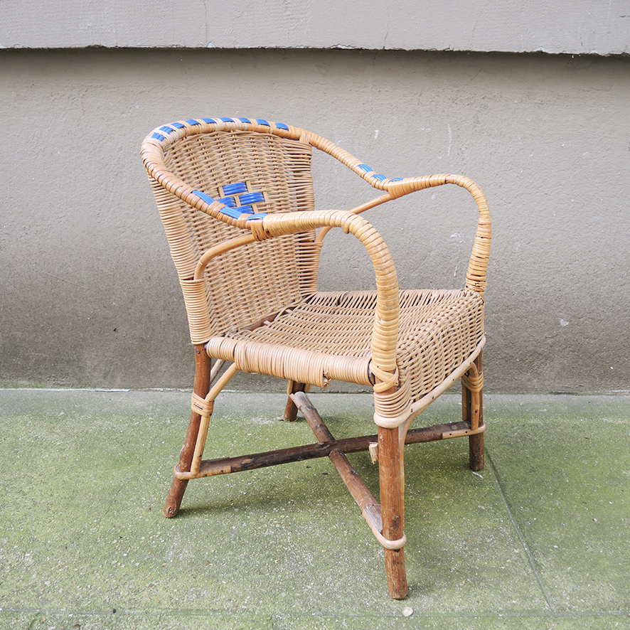 Ancien Fauteuil en Osier Pour Enfant (4)