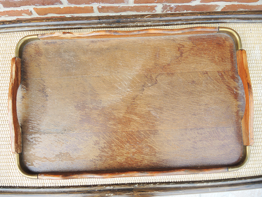 Ancien Grand Plateau de Service en Bois & Laiton – Image 3