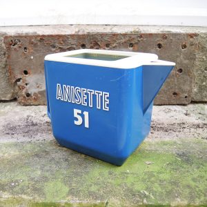 Ancien Pichet Anisette 51 en Plastique Bleu & Blanc