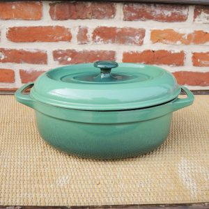 Ancienne Cocotte Ovale en Fonte Emaillée Verte