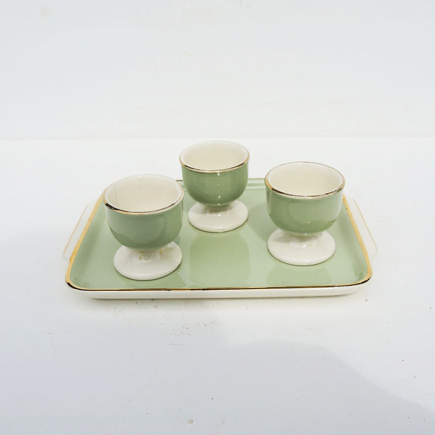 coquetiers-plateau-villory-boch-vintage 3 Anciens Coquetiers sur Plateau en Cérmique - Villeroy Boch