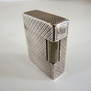 Ancien Briquet Dupont Argenté Décor Croisillons - Initiales MF