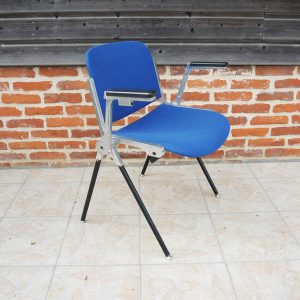 Ancien Fauteuil Bleu Agora Paolo Favaretto pour Emmegi