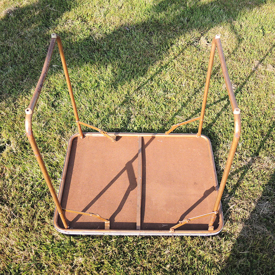 Ancienne Table de Camping Orange Lafuma Chantazur (2)